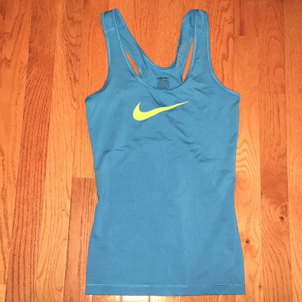 Nike tank top